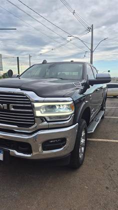 RAM 3500 6.7 I6 TURBO DIESEL LARAMIE CD 4X4 AUTOMÁTICO